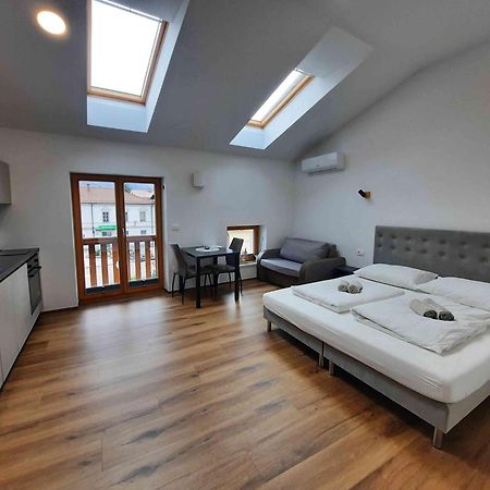 Apartments Hlapi With Spa Kobarid Esterno foto