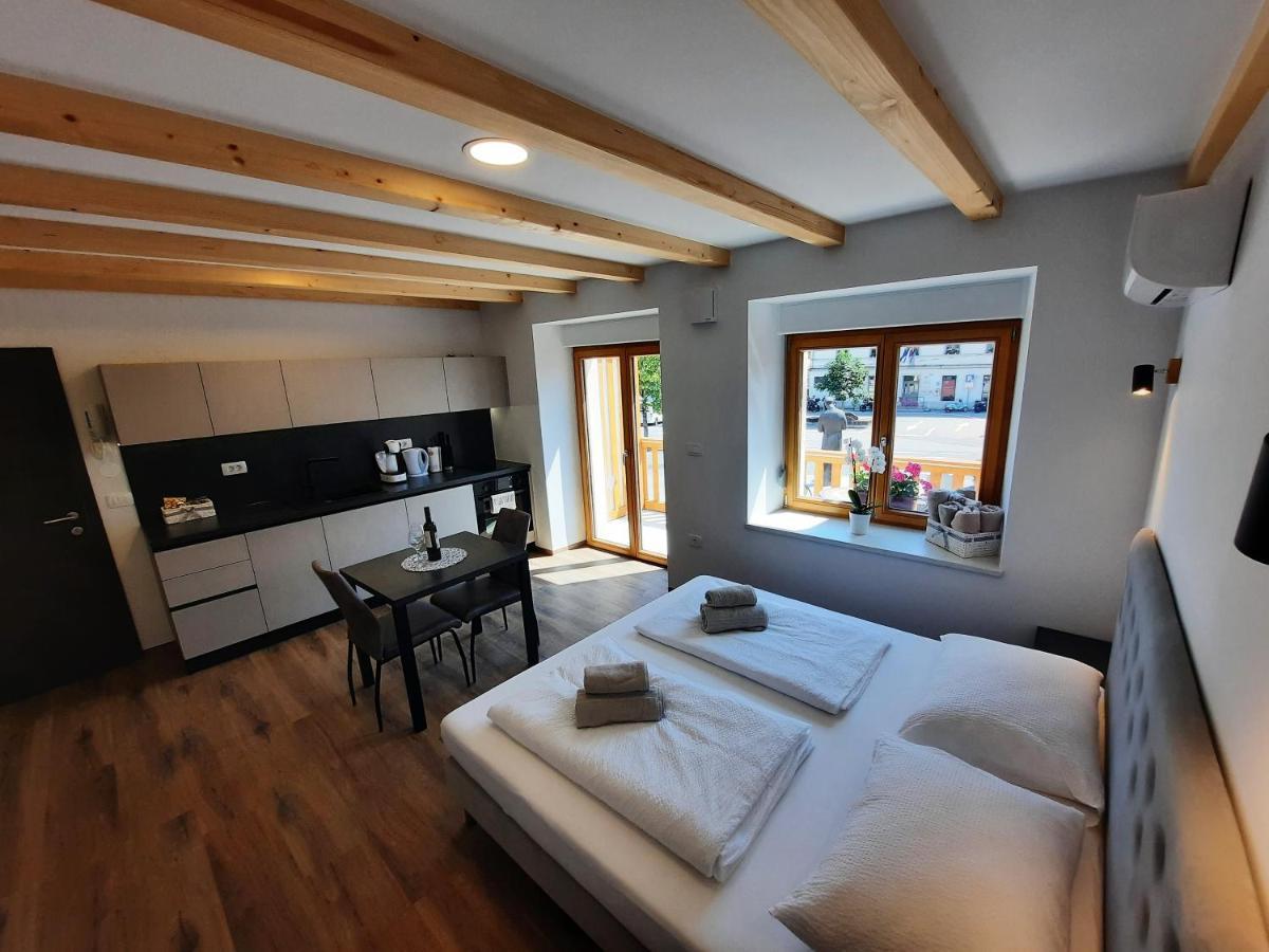 Apartments Hlapi With Spa Kobarid Esterno foto