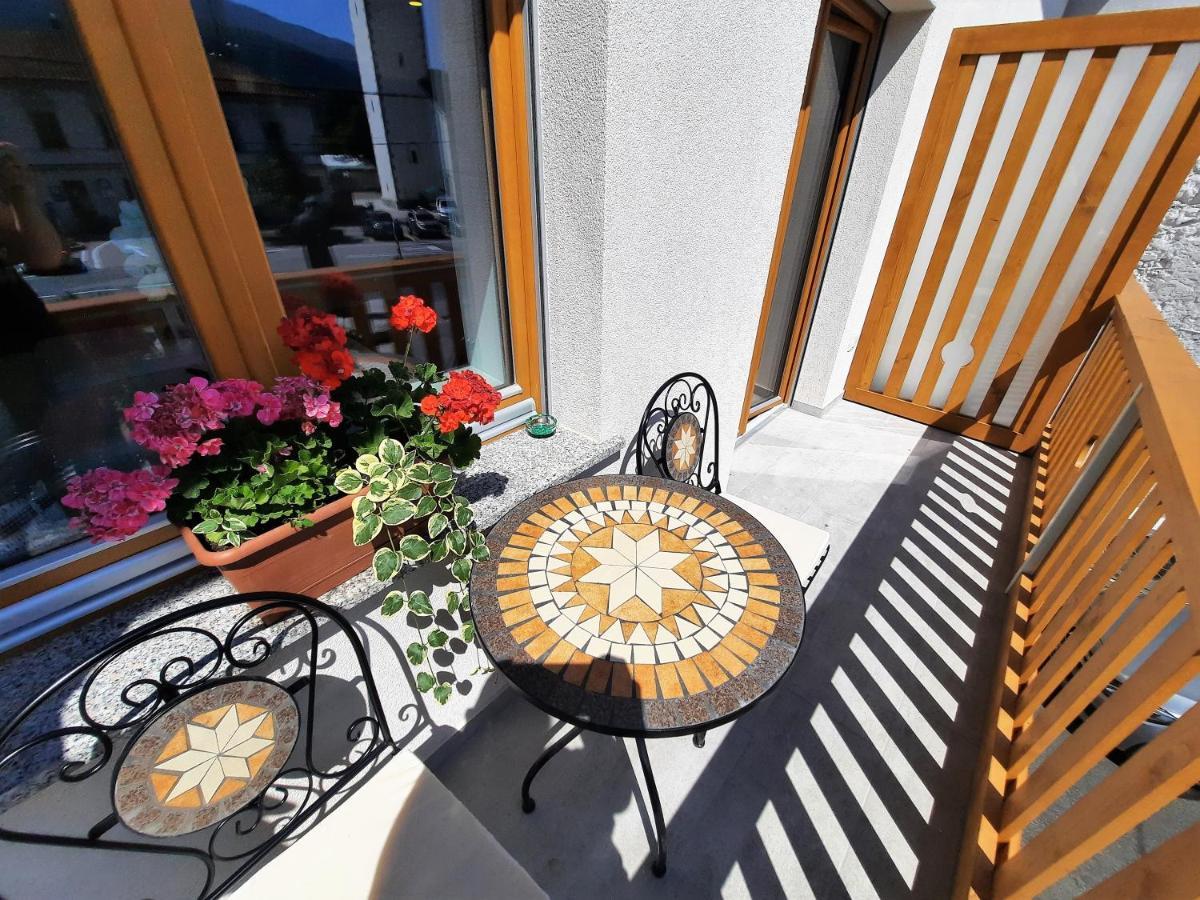 Apartments Hlapi With Spa Kobarid Esterno foto