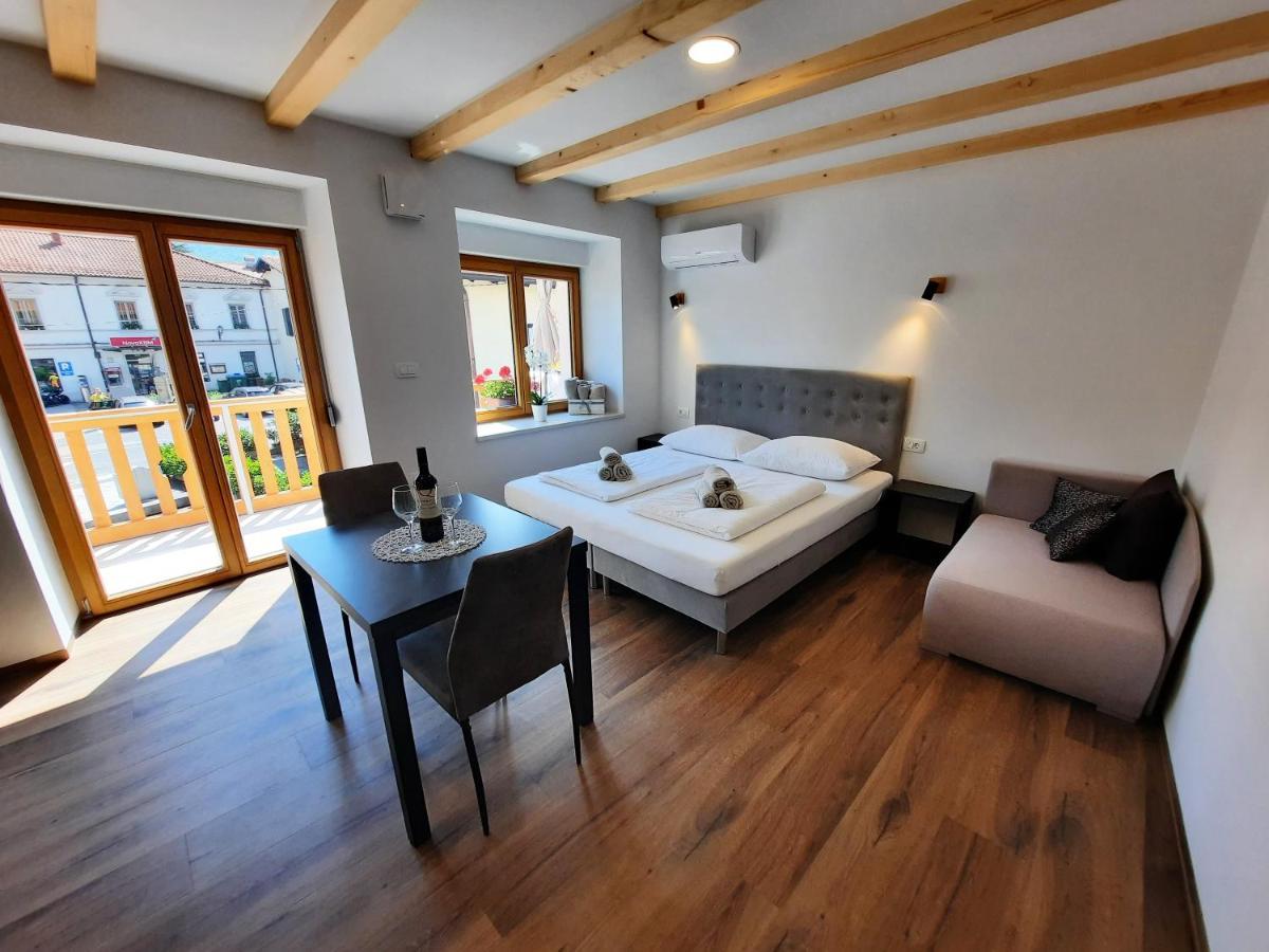Apartments Hlapi With Spa Kobarid Esterno foto